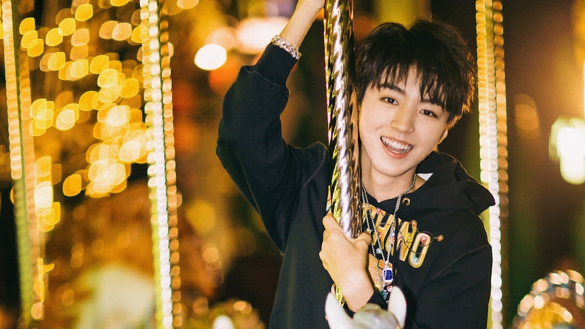 职业联赛品牌建设未形成文化认同感，职业联赛标志