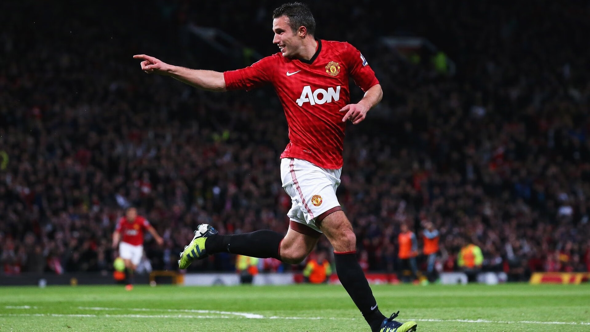 五大联赛的薪资结构对球员流动性的影响，五大联赛最高年薪